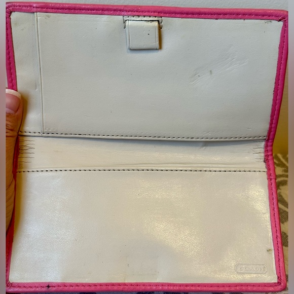 Beautiful Coach Pink & Tan Wallet - Picture 6 of 6